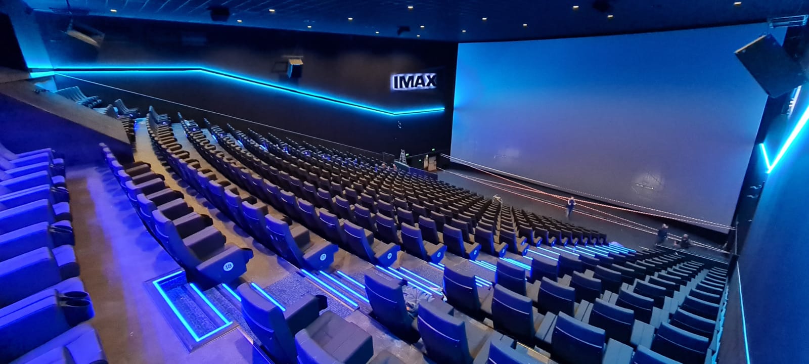 The Evolution of IMAX Technology: From 15/70 to Laser Projection